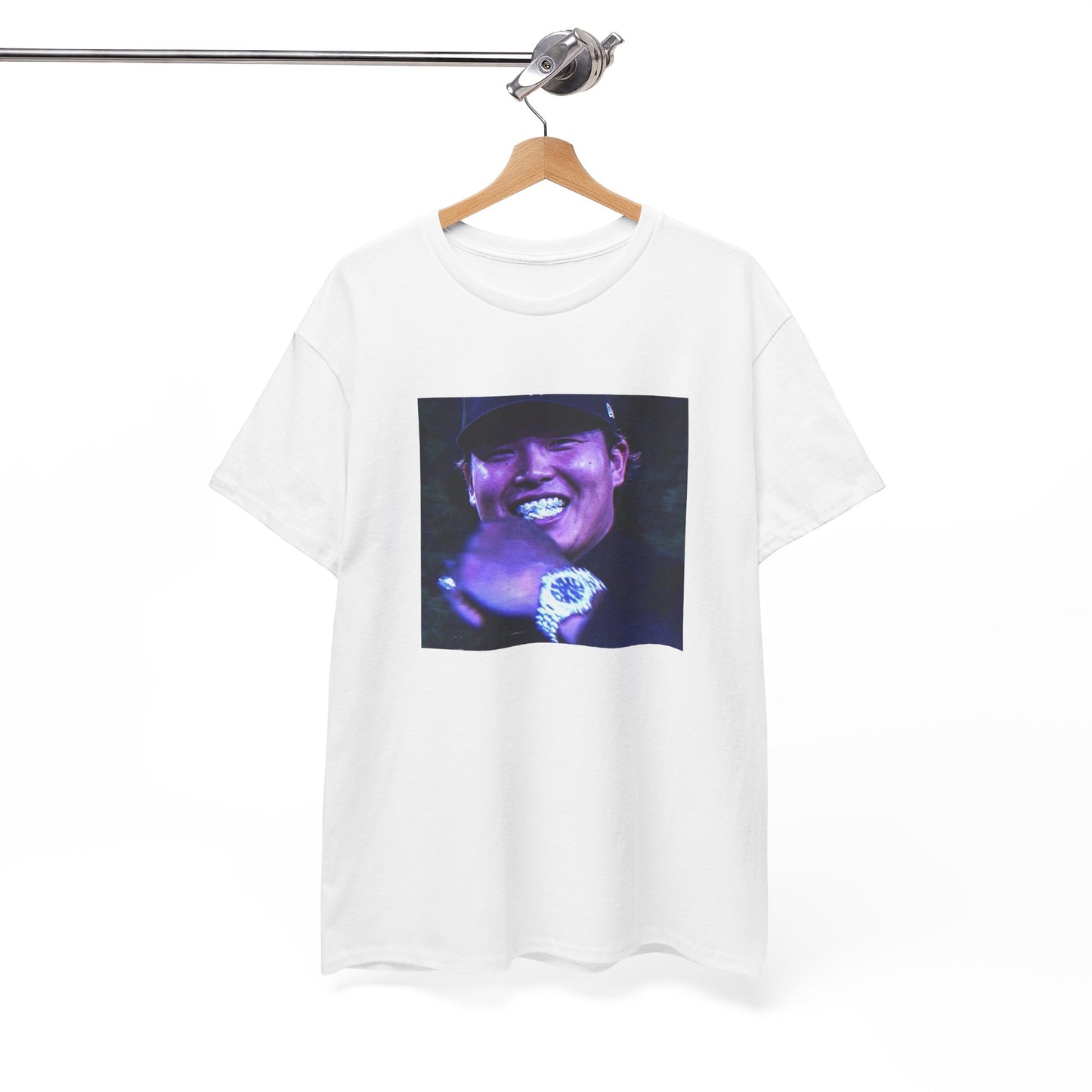 MUNTEKA BUST DOWN TEE